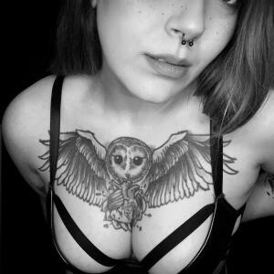 Black_kiss mym
