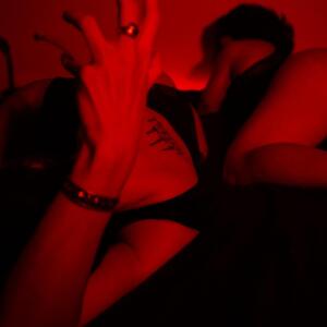 Black_kiss mym