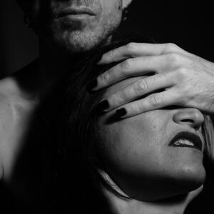 Black_kiss mym