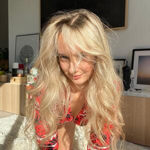 Blondedouce mym
