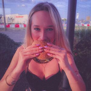 Blondedouce mym