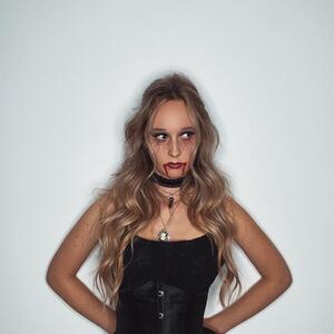 Blondedouce mym