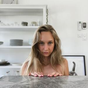 Blondedouce mym
