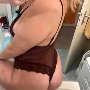 Blondie_hot_ mym