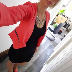 Blondie_tiffany mym