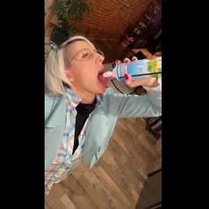 Blondie_tiffany mym