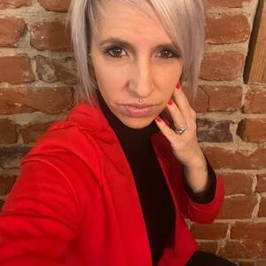 Blondie_tiffany mym