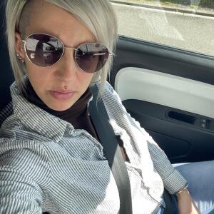 Blondie_tiffany mym