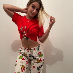 Blondiie_off mym