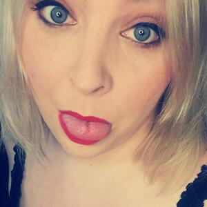 Blondiie_x mym