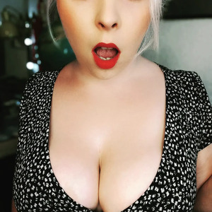 Blondiie_x mym