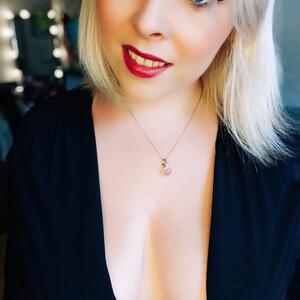 Blondiie_x mym
