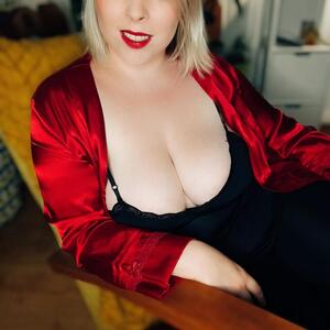 Blondiie_x mym