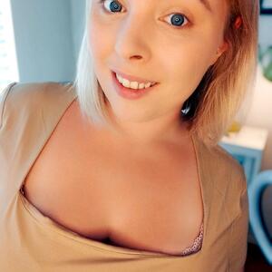 Blondiie_x mym