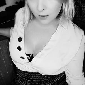 Blondiie_x mym