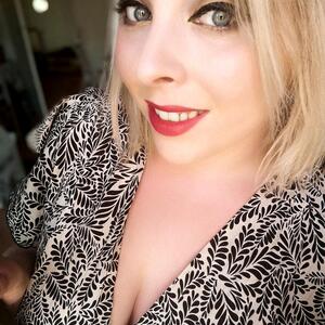 Blondiie_x mym