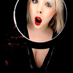 Blondiie_x mym