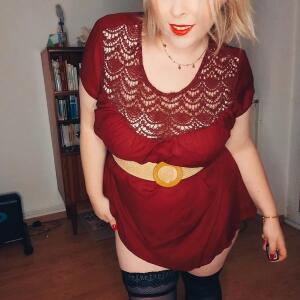 Blondiie_x mym