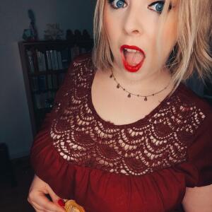 Blondiie_x mym