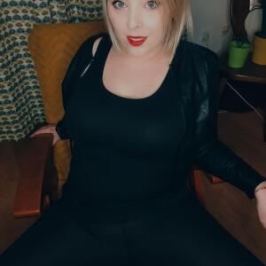 Blondiie_x mym