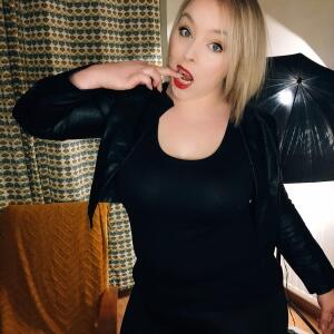Blondiie_x mym