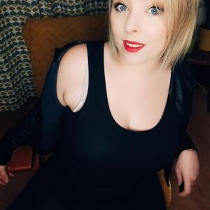 Blondiie_x mym