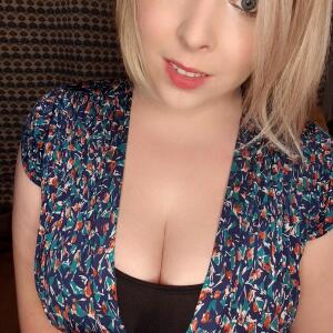 Blondiie_x mym