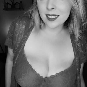 Blondiie_x mym