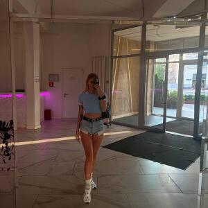 Blondine_caline mym