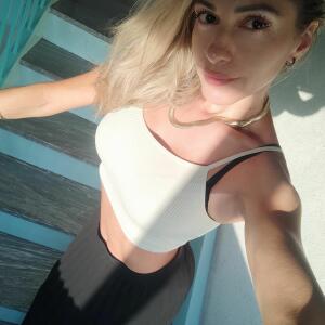 Blondy_body mym