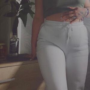 Body-curvy mym