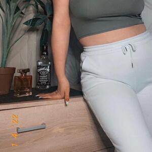 Body-curvy mym