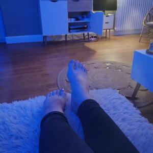 Brittany_prettyfeet mym