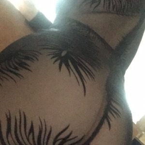 Brunette_coquine mym