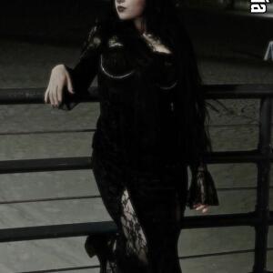 BuffGothMom onlyfans