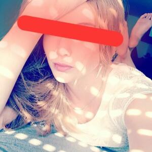 Cam_hot mym