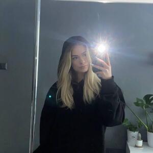 Camille_blondy mym