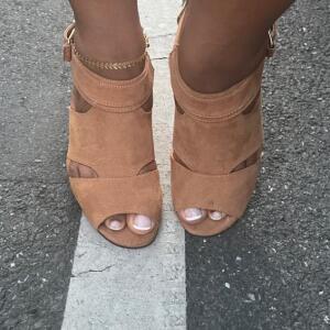 Candyy_foot mym