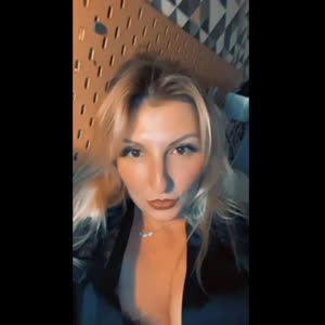 Capucine_porno mym
