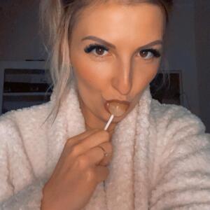 Capucine_porno mym