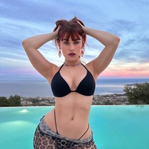 Carla_vyx mym