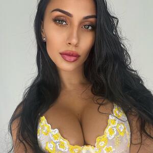 Carlinaa_nascimento mym