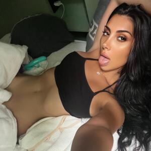 Carlinaa_nascimento mym