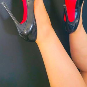 Caroline_noemie_coquine_a_plein_temps mym