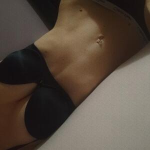 Caroline_skinny mym