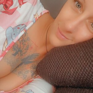 Caronudesexytatouee mym