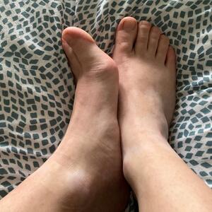 Cas_sfeet mym