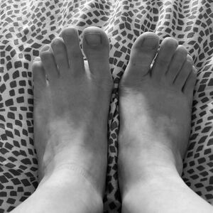 Cas_sfeet mym