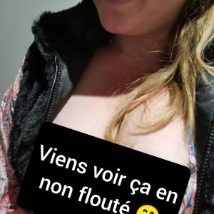 Charlotte_sexy mym