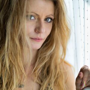 Charlottesatine mym
